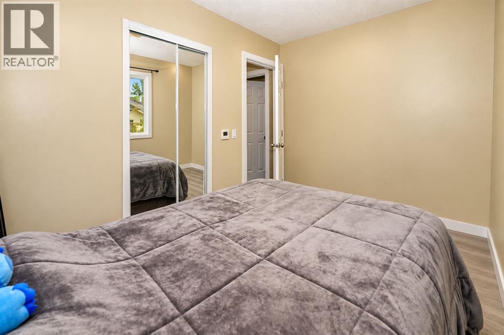 707 Malvern Drive Ne Property Photo 16