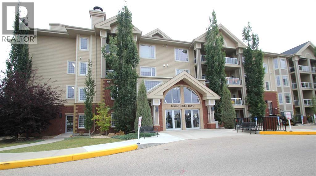 6 Michener Boulevard Property Photo 1