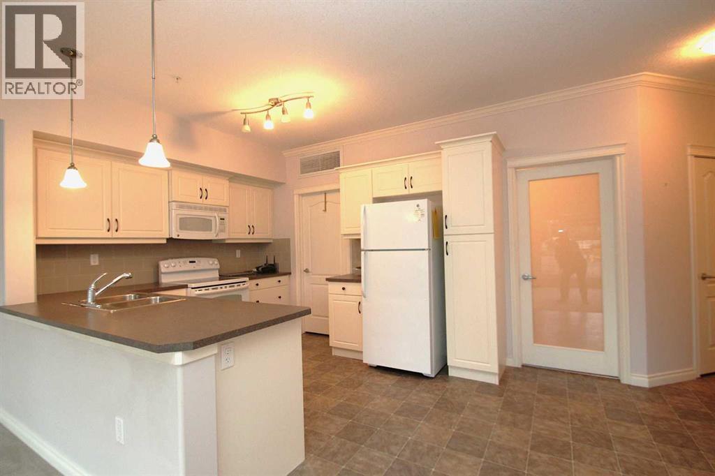 6 Michener Boulevard Property Photo 8