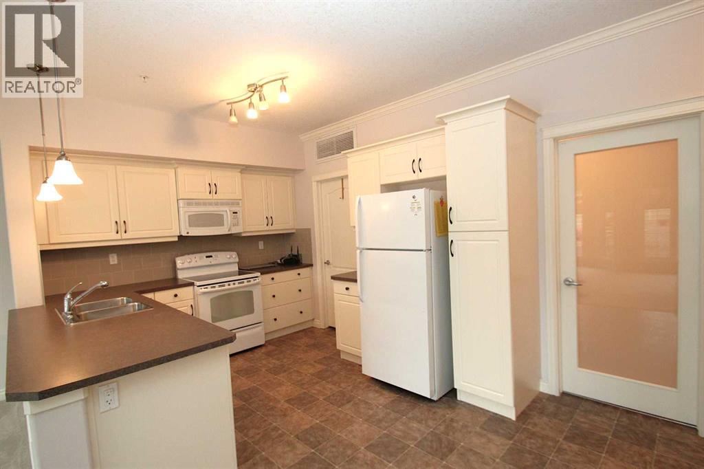 6 Michener Boulevard Property Photo 10