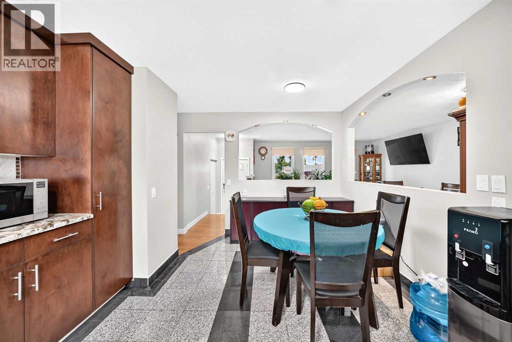 4912 Rundlehorn Drive Ne Property Photo 6