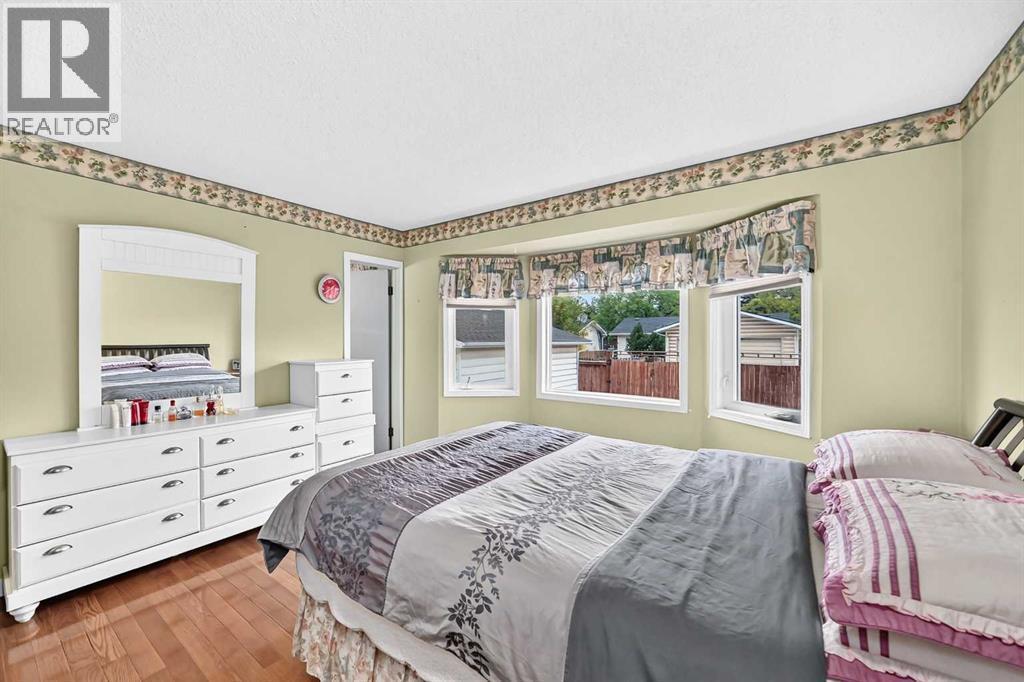 4912 Rundlehorn Drive Ne Property Photo 12
