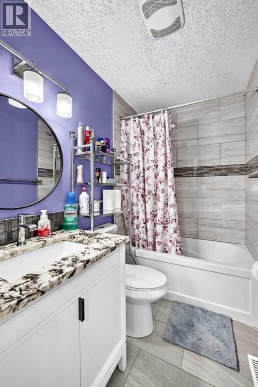 4912 Rundlehorn Drive Ne Property Photo 18