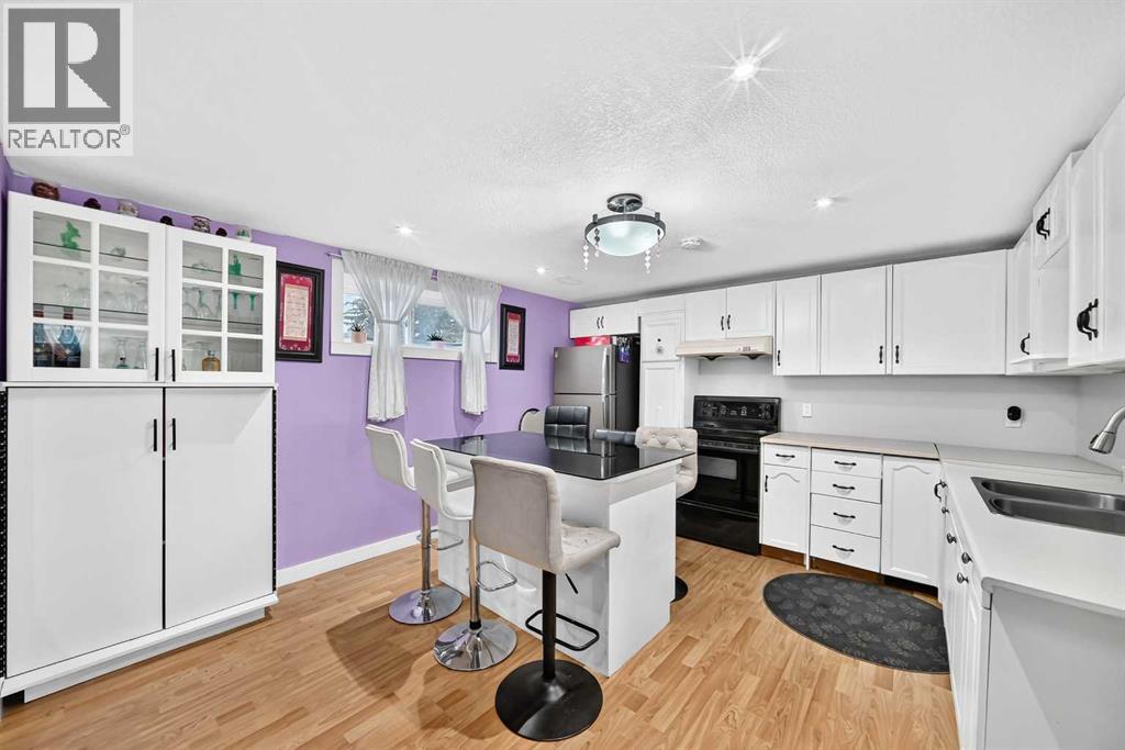 4912 Rundlehorn Drive Ne Property Photo 22