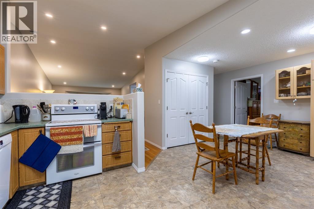135 Jerry Potts Boulevard West Property Photo 14