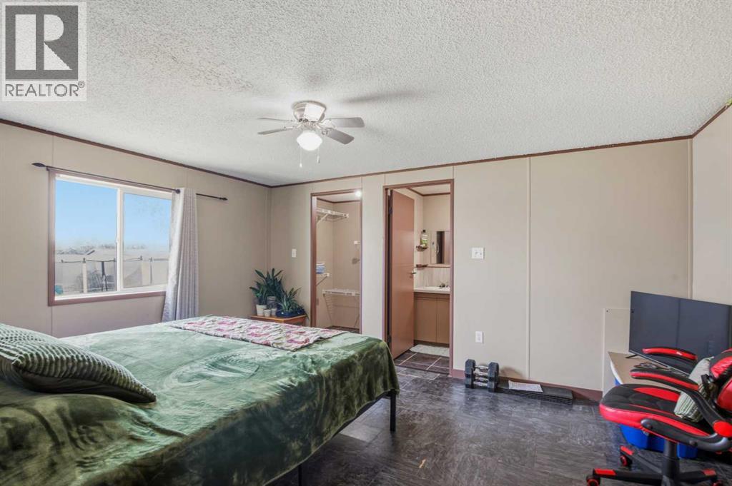 9711 103 Avenue Property Photo 5
