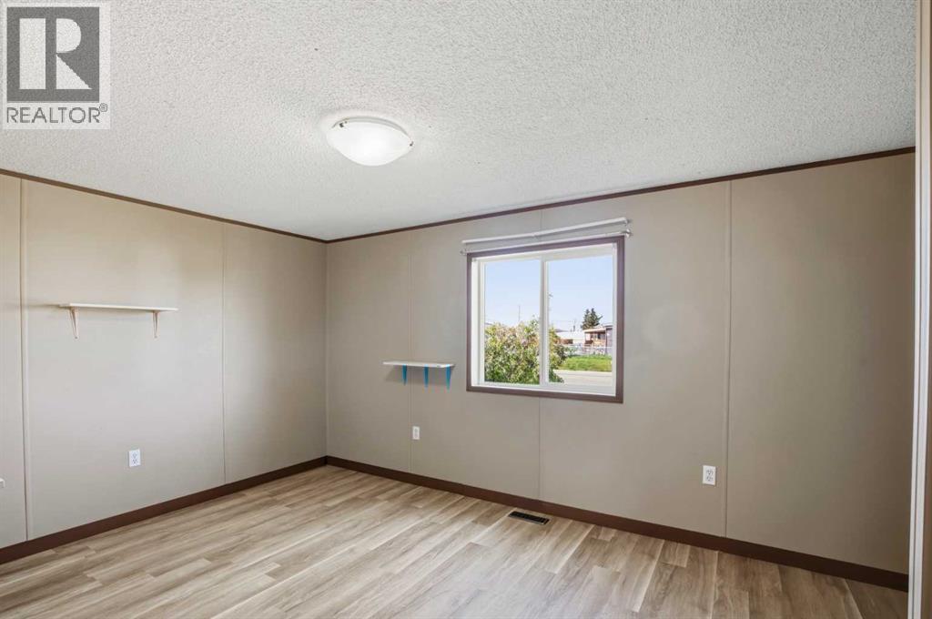 9711 103 Avenue Property Photo 8