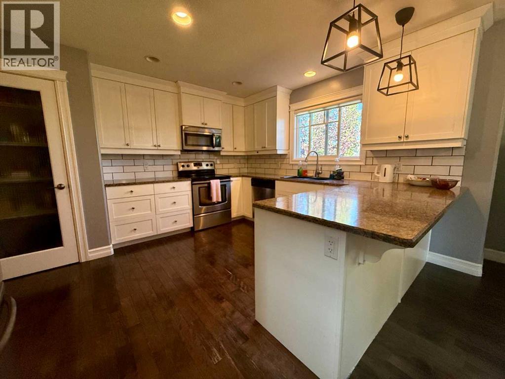 46 Spruce Road Property Photo 2