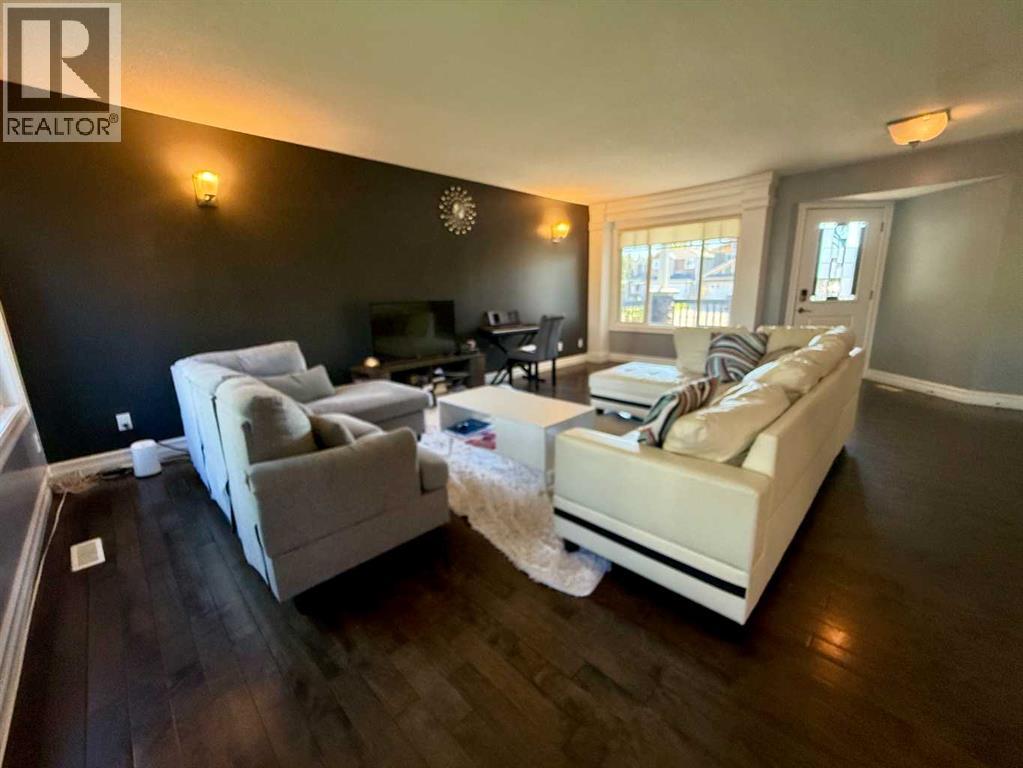 46 Spruce Road Property Photo 8