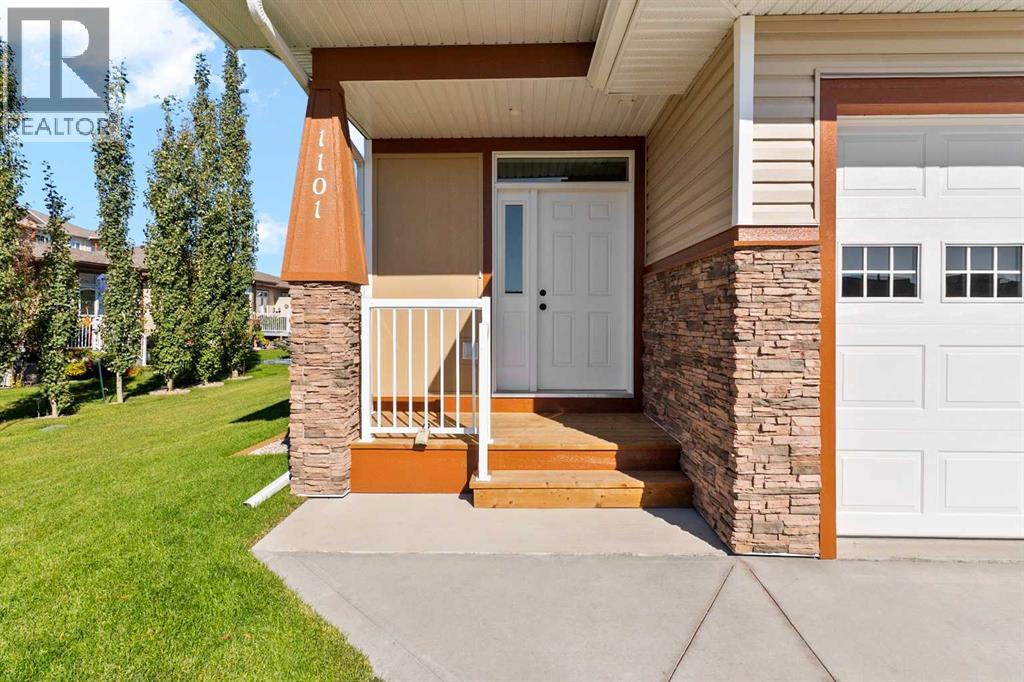 1101 Cornerstone Crescent Property Photo 2