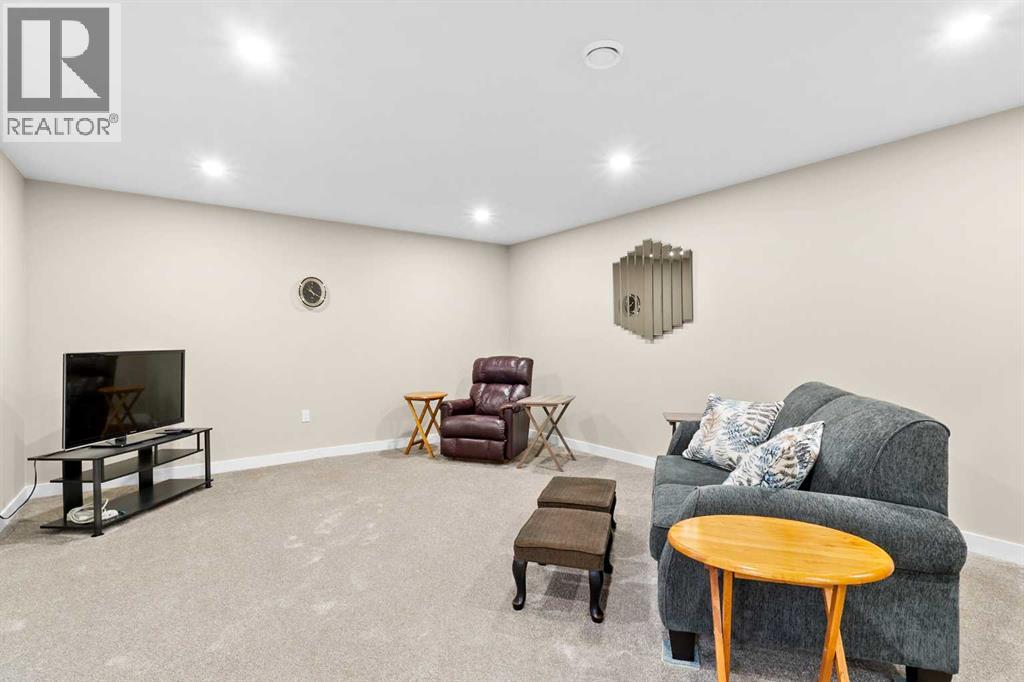 1101 Cornerstone Crescent Property Photo 27