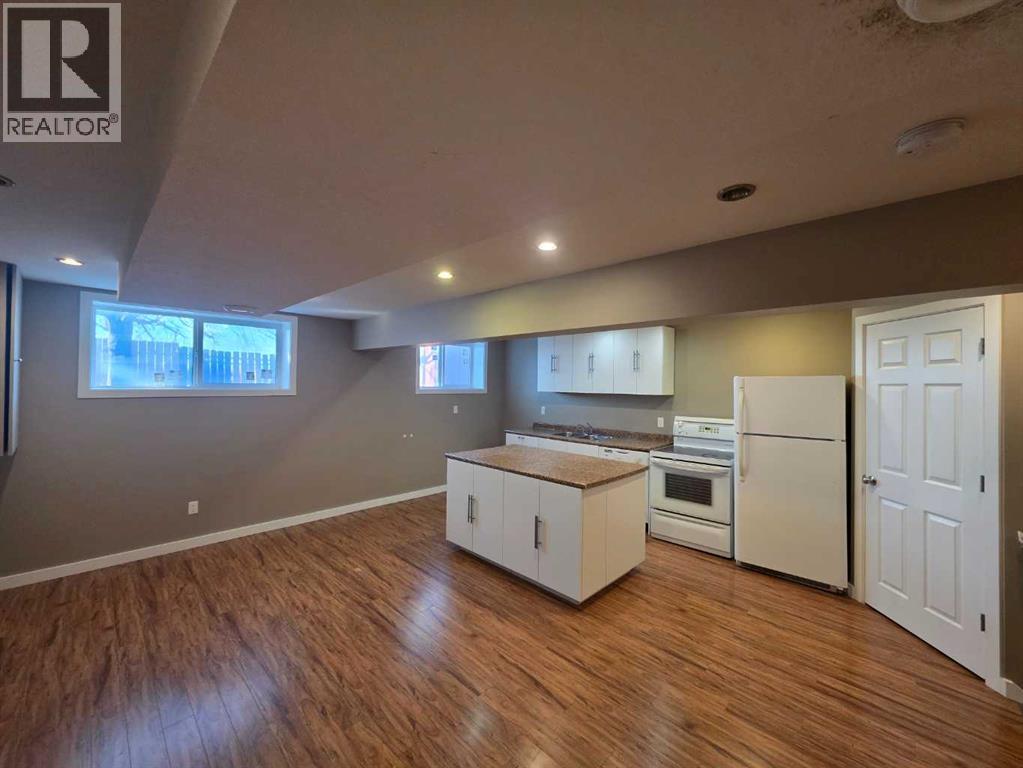 36 Castleglen Way Ne Property Photo 25