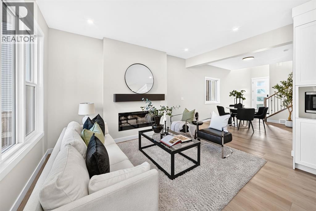 31 Fireside Common W Property Photo 12