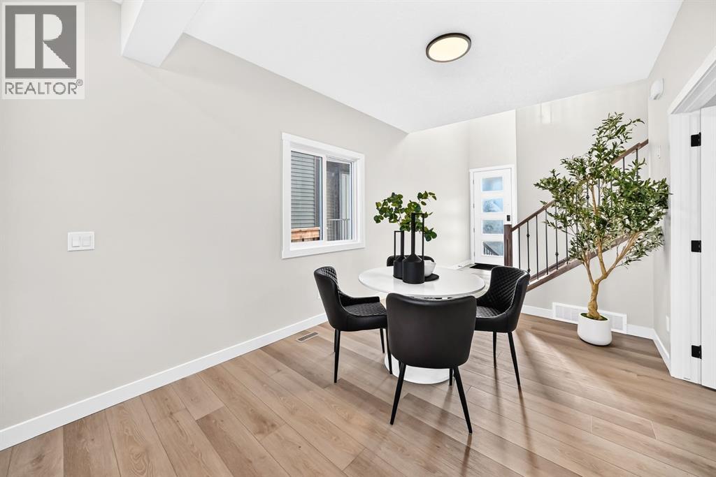 31 Fireside Common W Property Photo 19
