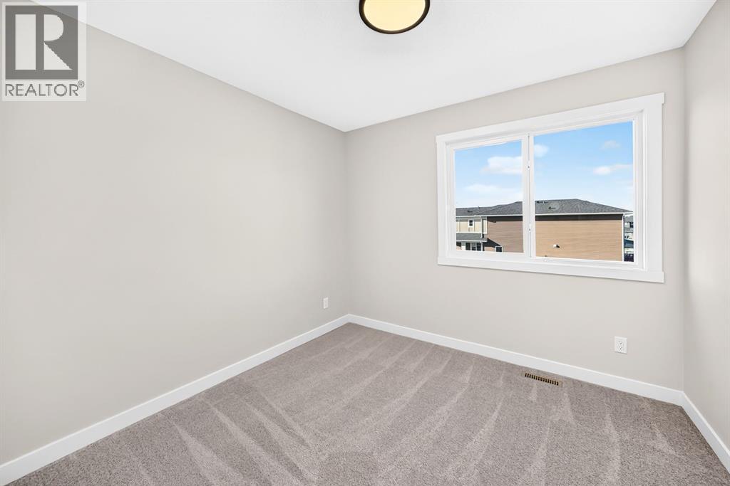 31 Fireside Common W Property Photo 31