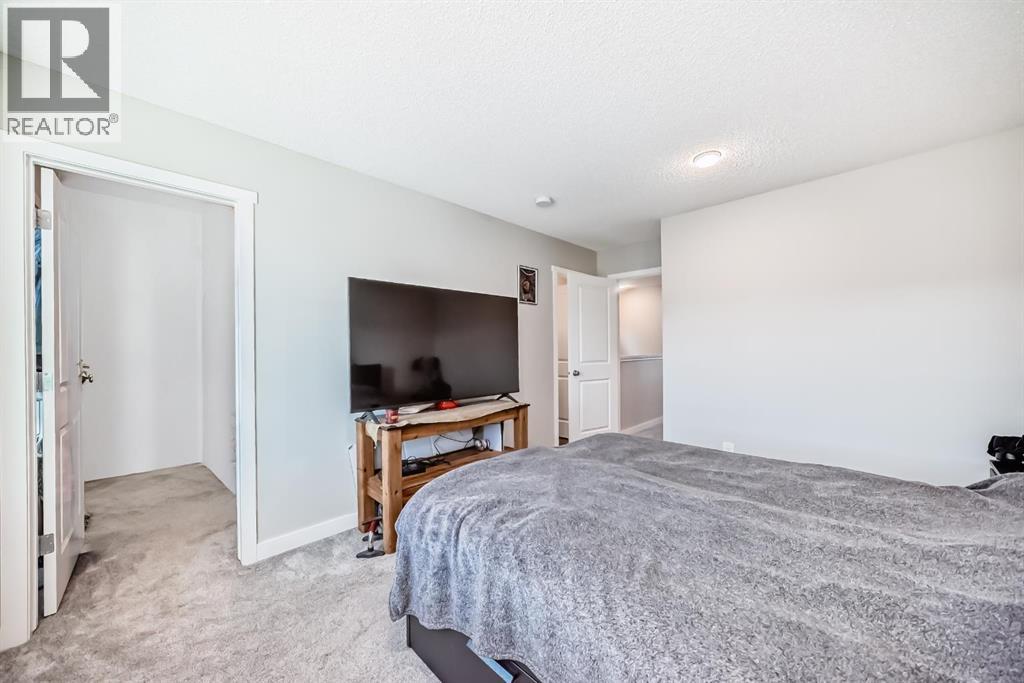 7468 202 Avenue Se Property Photo 15