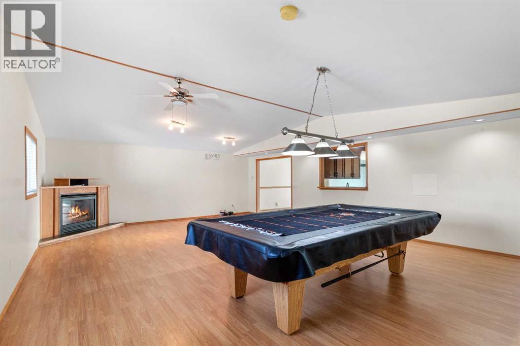 610 8 Street N Property Photo 6