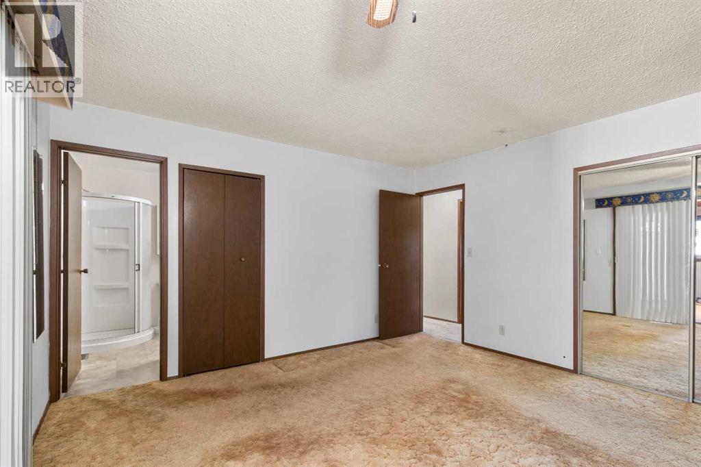 610 8 Street N Property Photo 8