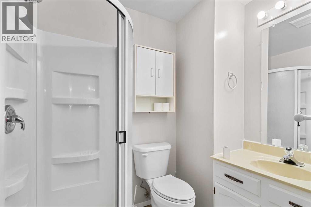 610 8 Street N Property Photo 9