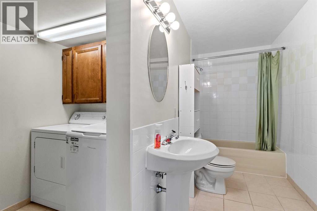 610 8 Street N Property Photo 24