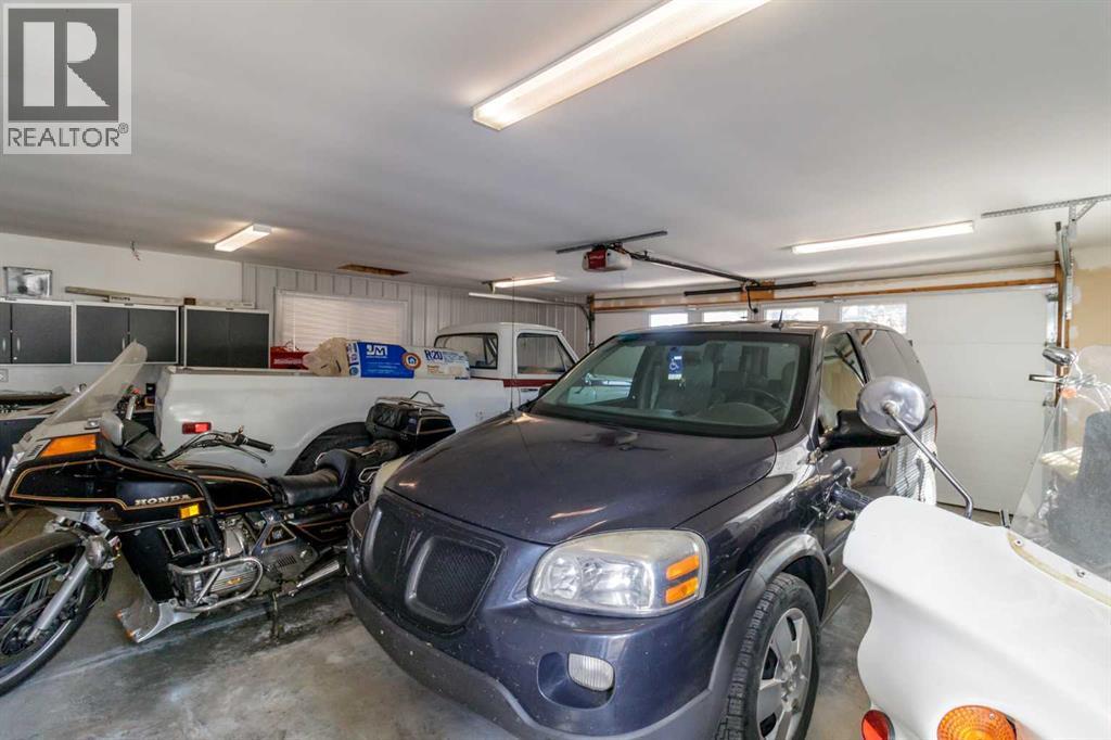 610 8 Street N Property Photo 31