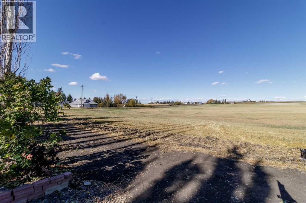 610 8 Street N Property Photo 35