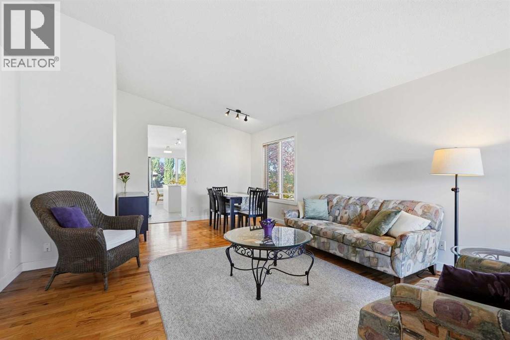 184 Arbour Lake Way Nw Property Photo 10