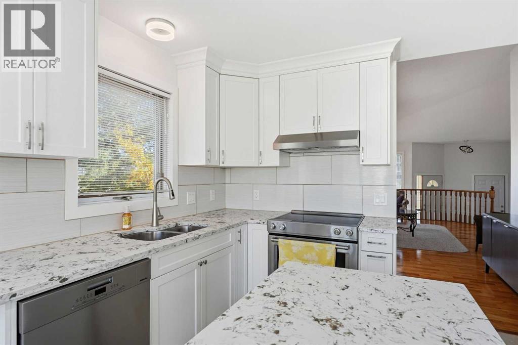 184 Arbour Lake Way Nw Property Photo 11
