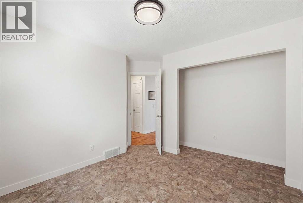 184 Arbour Lake Way Nw Property Photo 25