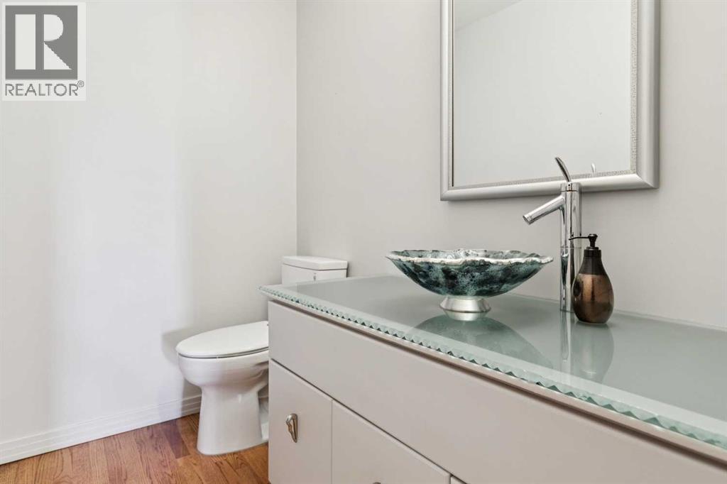20 Midpark Crescent Southeast Property Photo 36