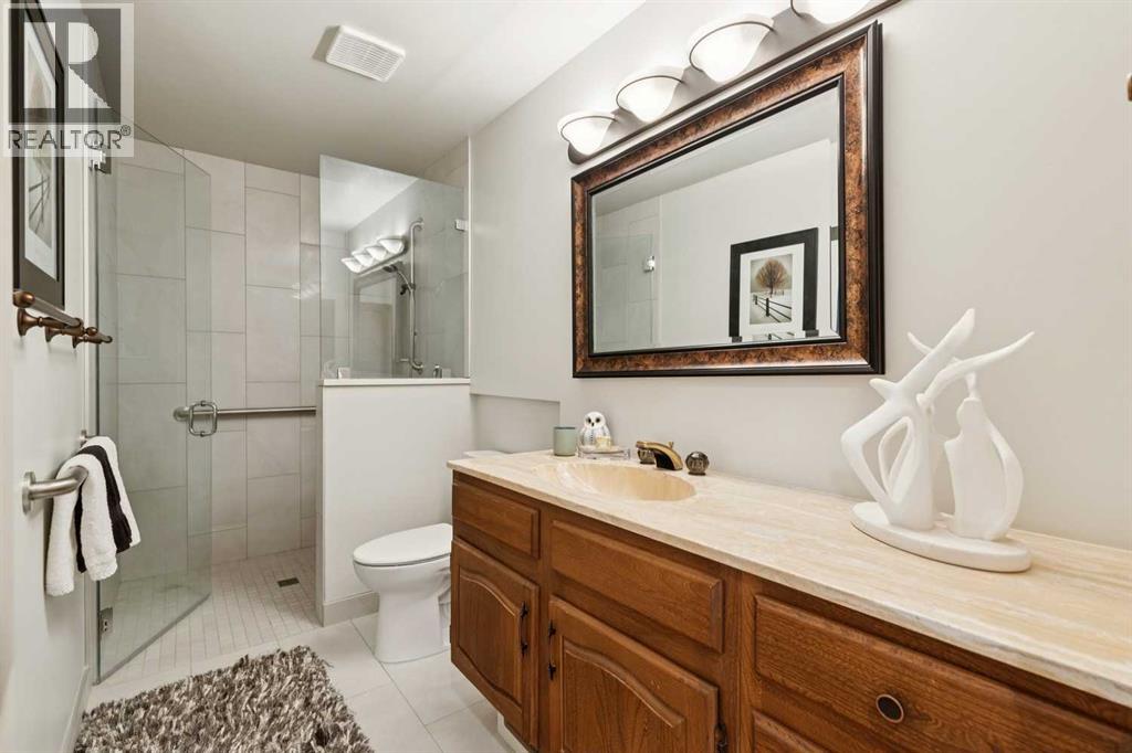 20 Midpark Crescent Southeast Property Photo 37