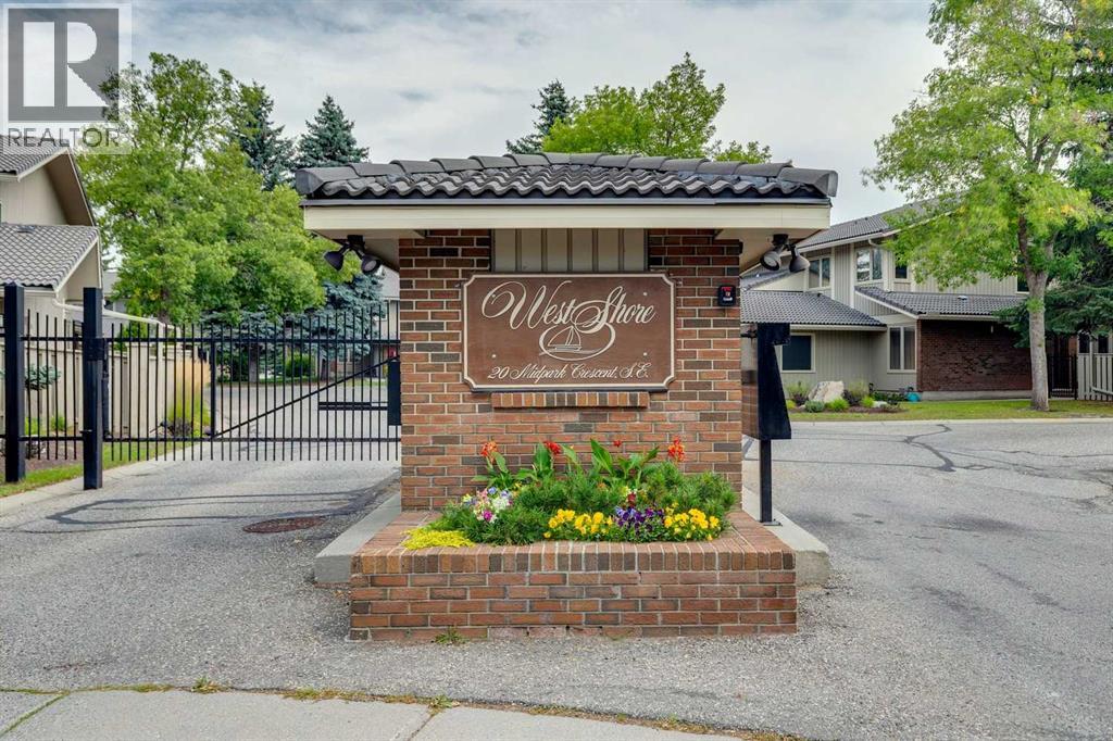 20 Midpark Crescent Southeast Property Photo 47