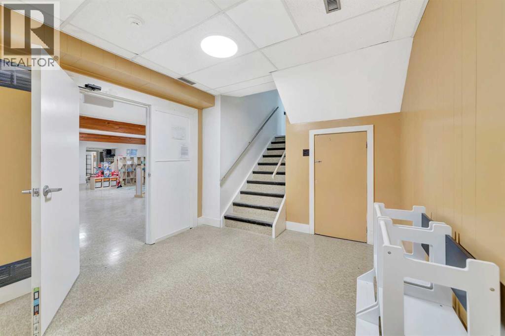 5501 51 Street Property Photo 18