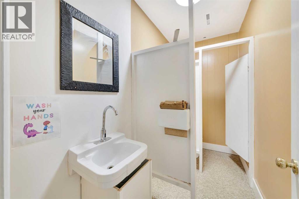 5501 51 Street Property Photo 26
