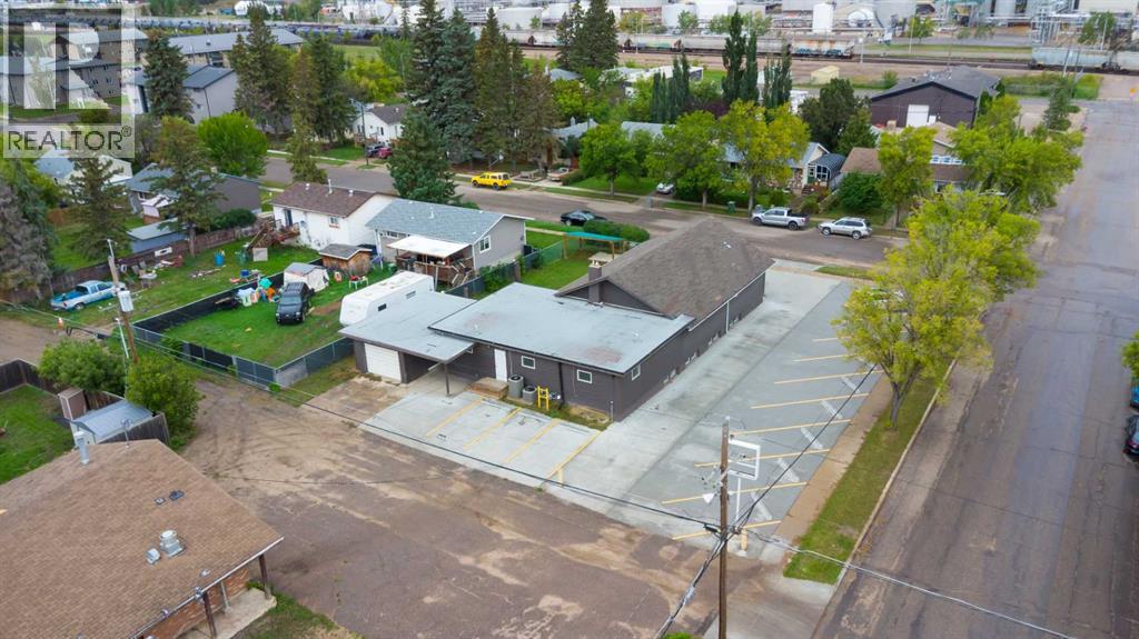 5501 51 Street Property Photo 42