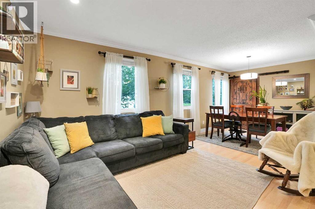 158 Rundleview Close Ne Property Photo 4