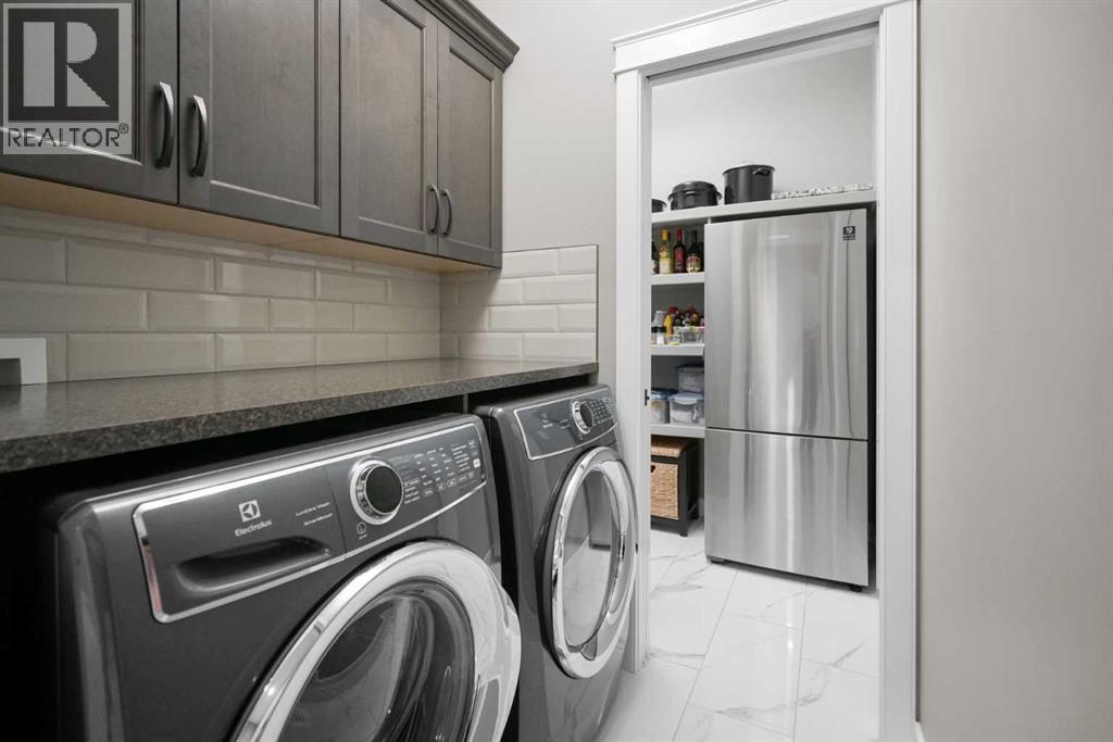 5920 24 Avenue Property Photo 10