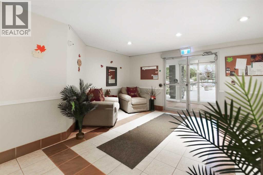 60 Lawford Avenue Property Photo 3