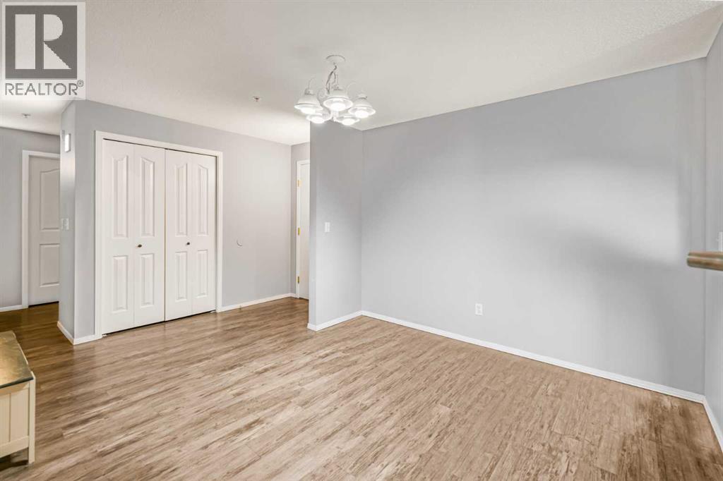 60 Lawford Avenue Property Photo 7