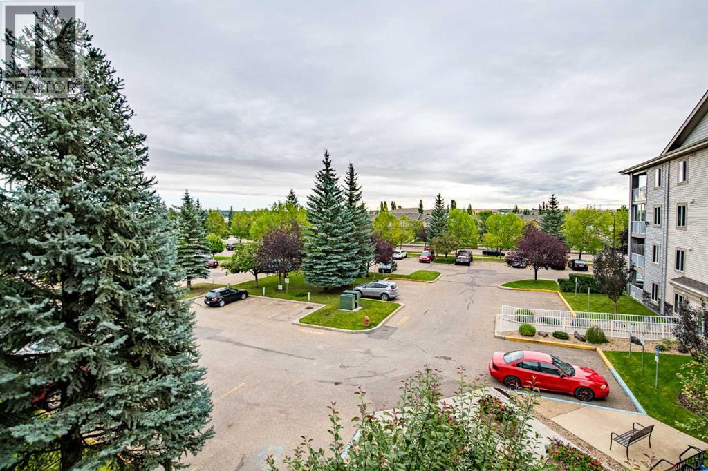 60 Lawford Avenue Property Photo 23