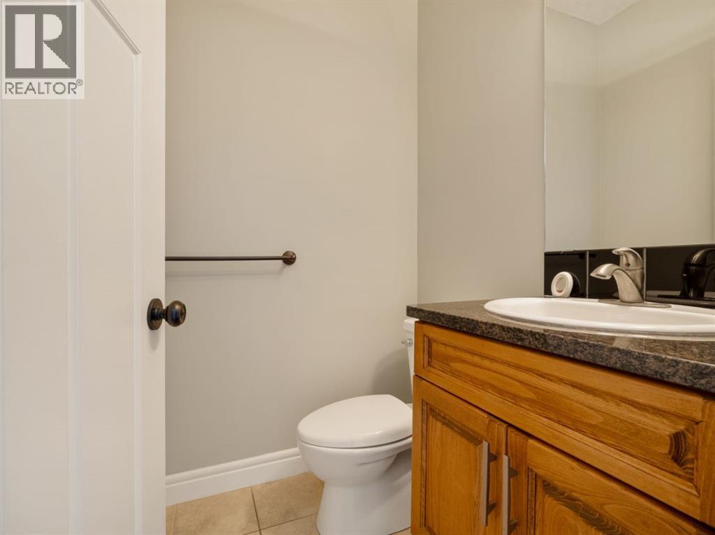 885 Mount Sundance Manor W Property Photo 10