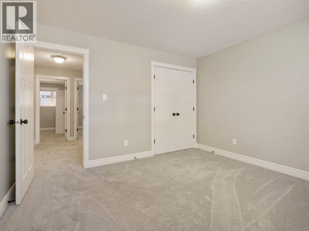 885 Mount Sundance Manor W Property Photo 21