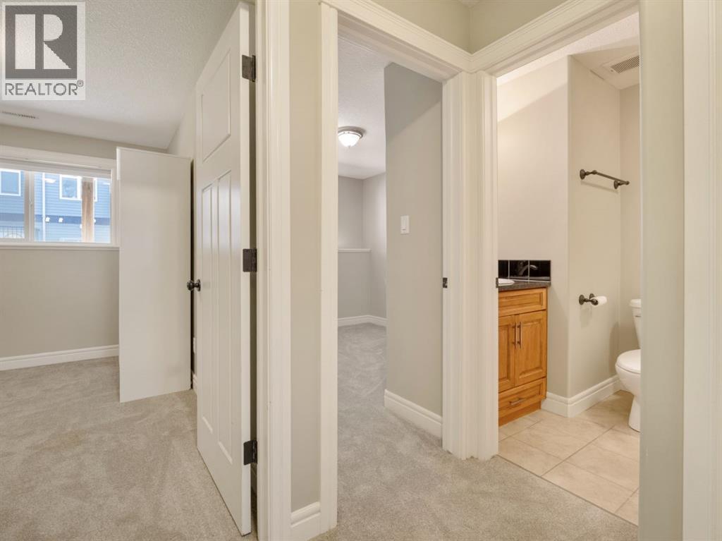 885 Mount Sundance Manor W Property Photo 22