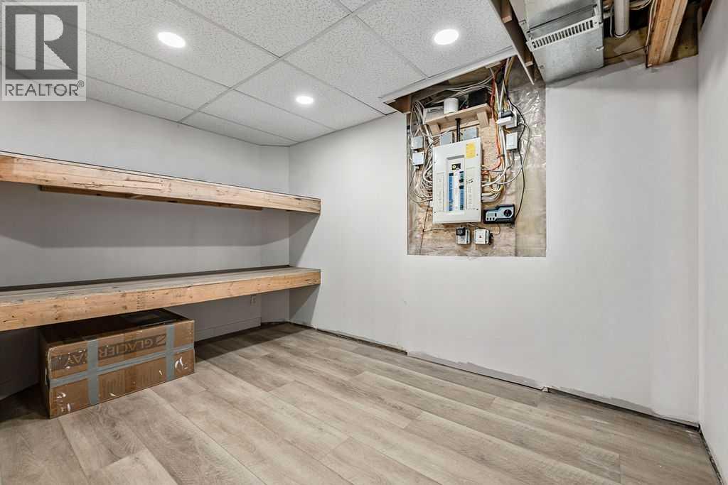 119 Citadel Meadow Close Nw Property Photo 32