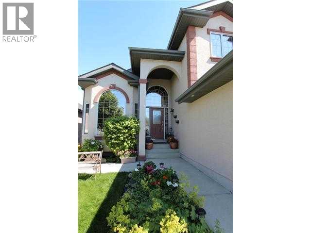 76 Valley Creek Crescent Nw Property Photo 7
