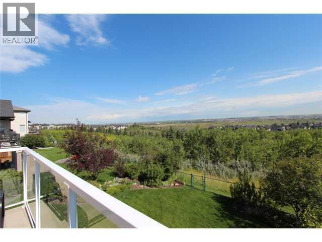 76 Valley Creek Crescent Nw Property Photo 10