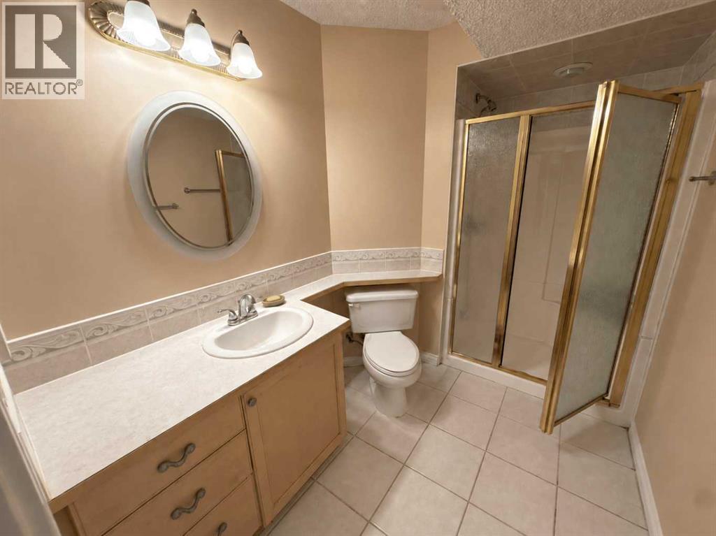 76 Valley Creek Crescent Nw Property Photo 12
