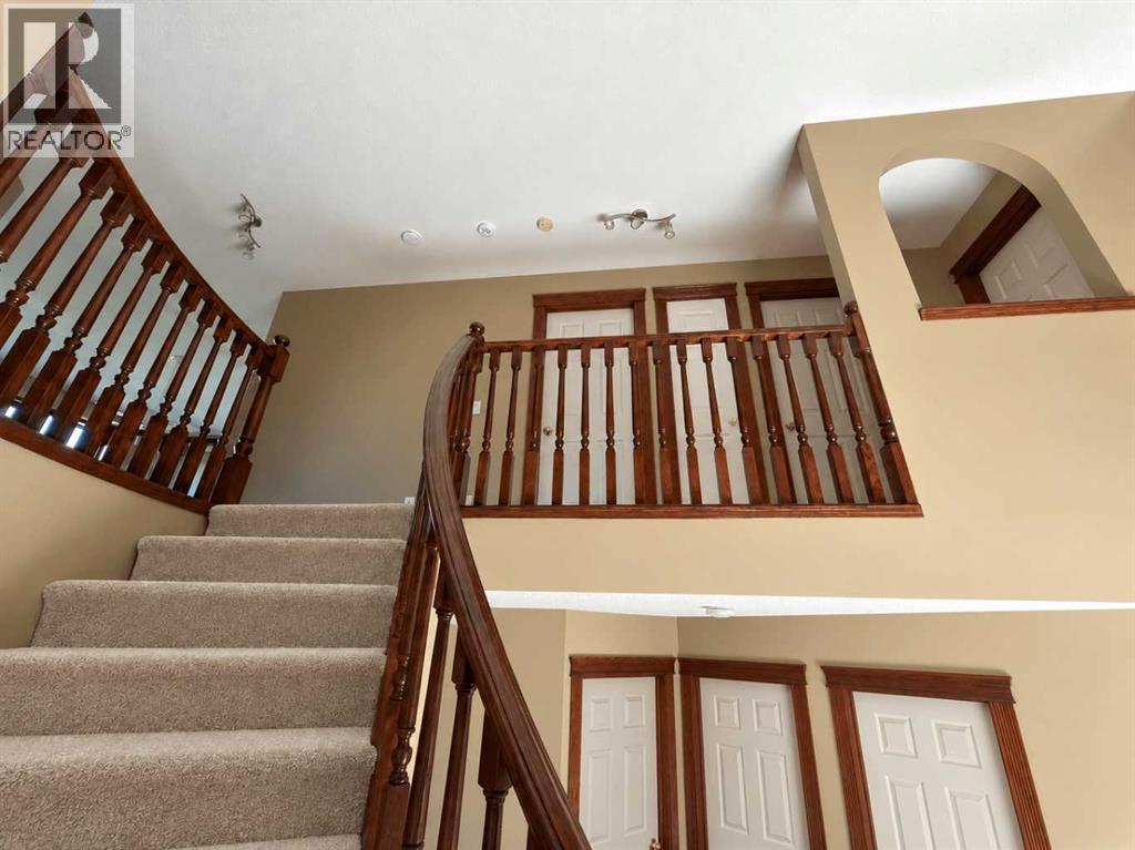 76 Valley Creek Crescent Nw Property Photo 23