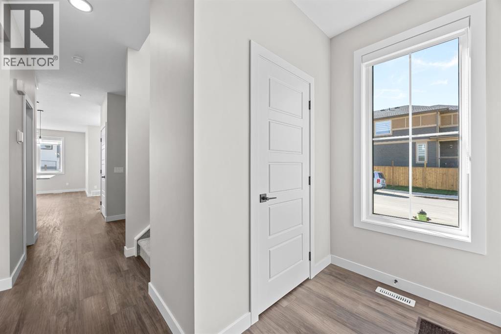 41 Ambleton Boulevard Nw Property Photo 5