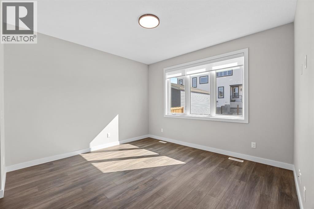 41 Ambleton Boulevard Nw Property Photo 13